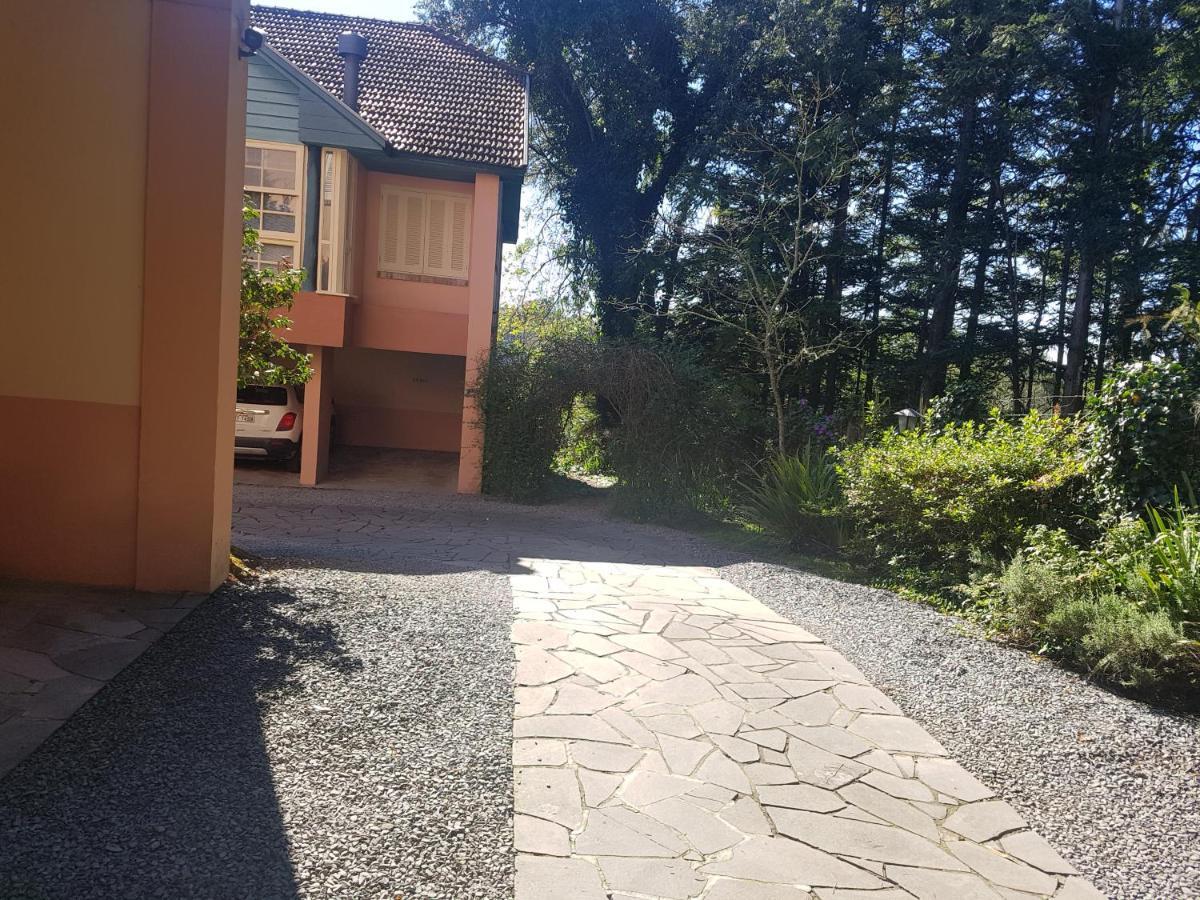 Confortavel Apartamento Proximo Ao Lago Negro Apartment Gramado Luaran gambar